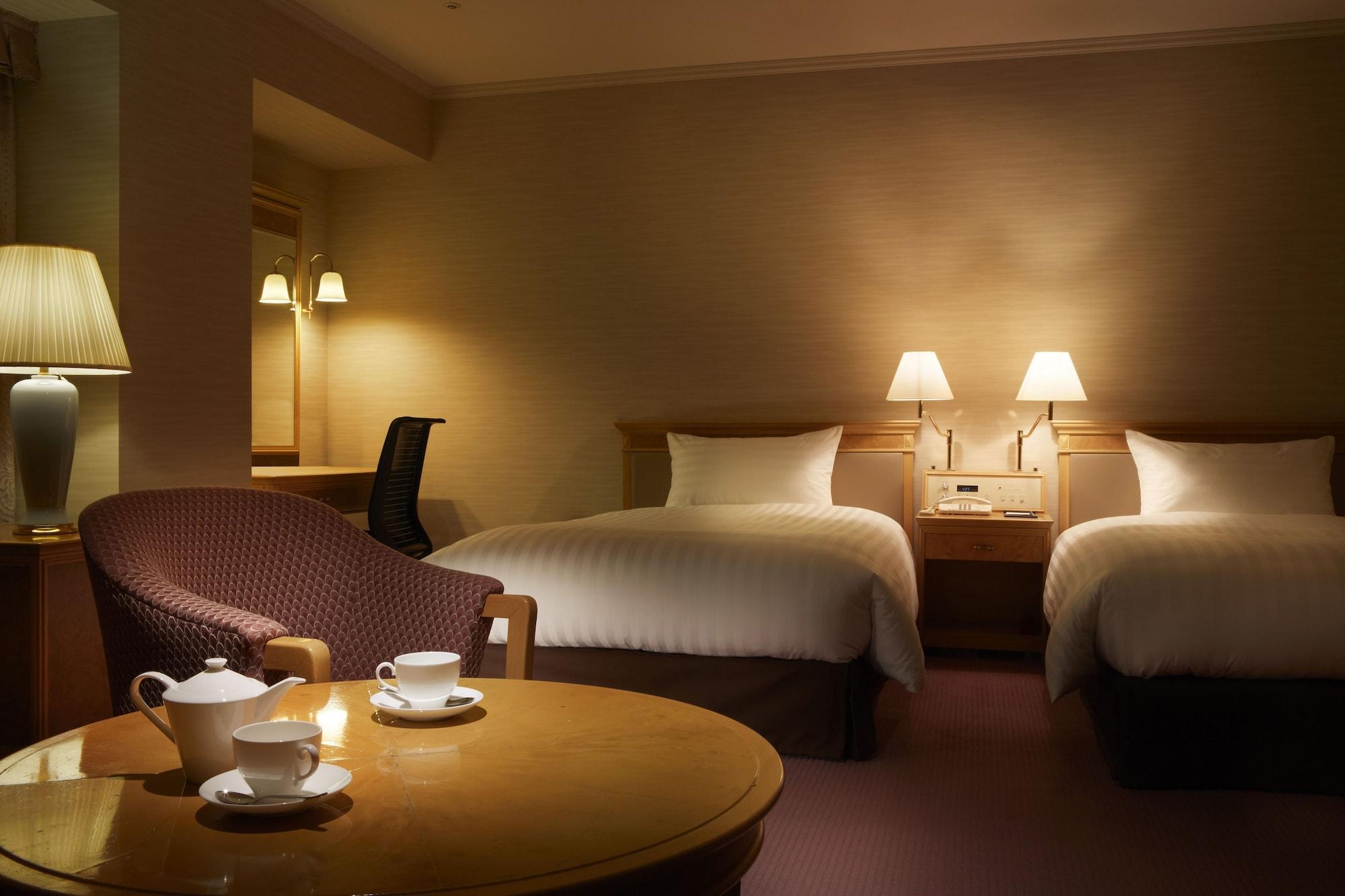 Hotel Agora Regency Osaka Sakai Сакаи Экстерьер фото A room at the hotel