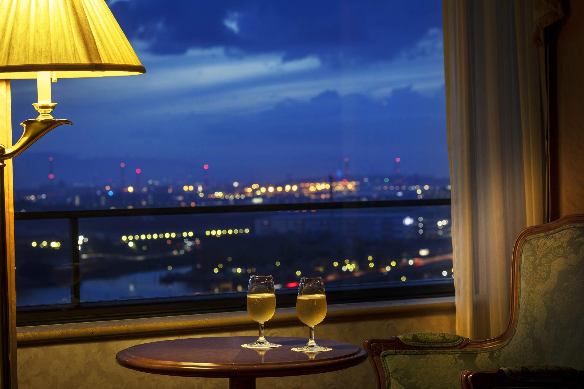 Hotel Agora Regency Osaka Sakai Сакаи Экстерьер фото View from a suite