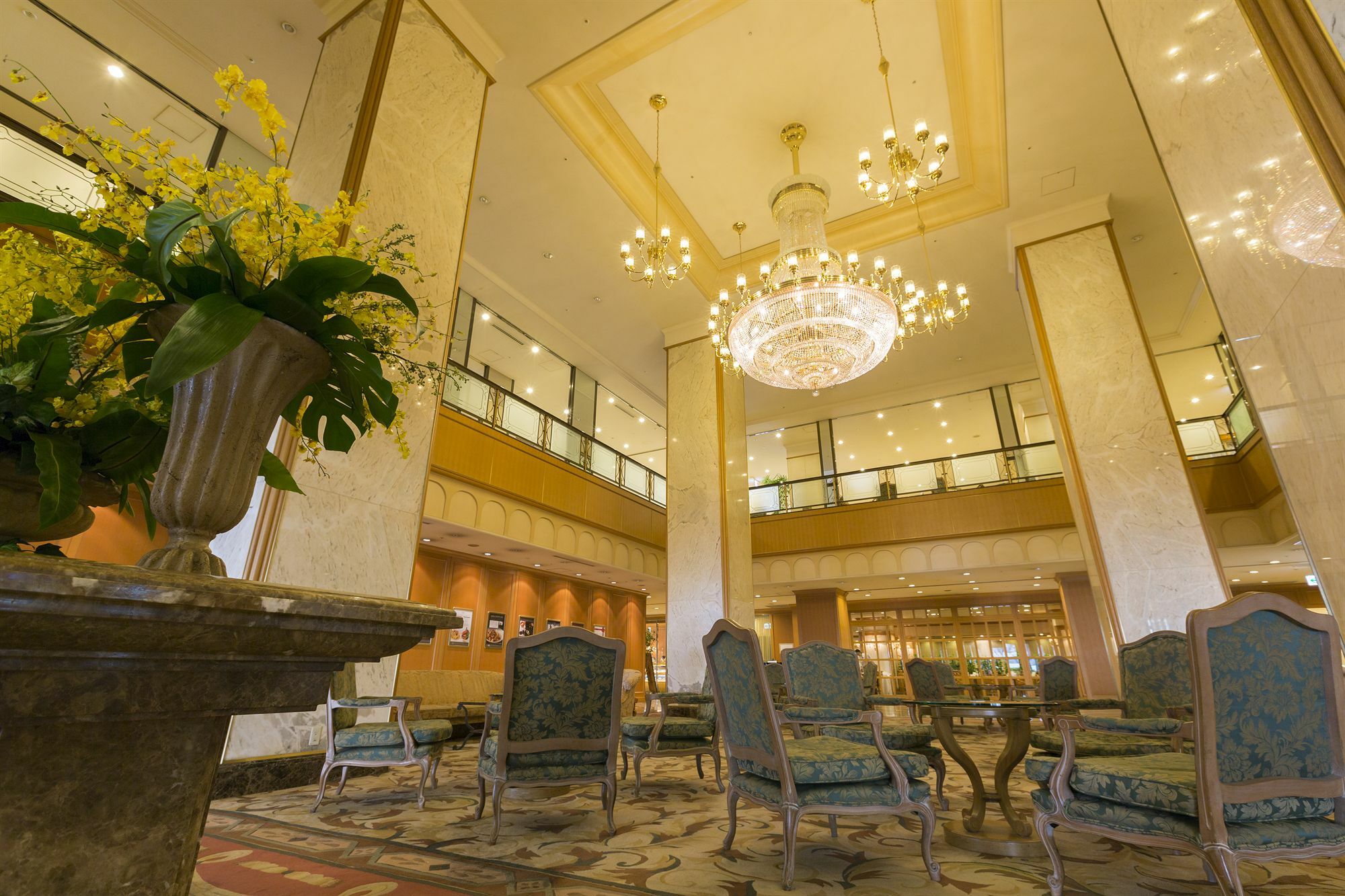 Hotel Agora Regency Osaka Sakai Сакаи Экстерьер фото The lobby of the hotel